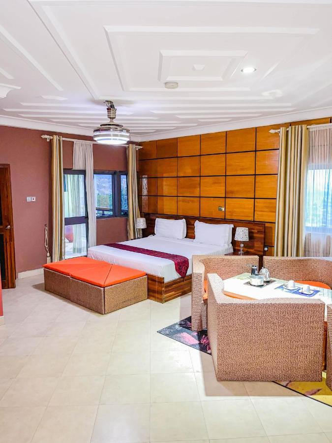 Triple Hill Hotel Weija Exterior foto